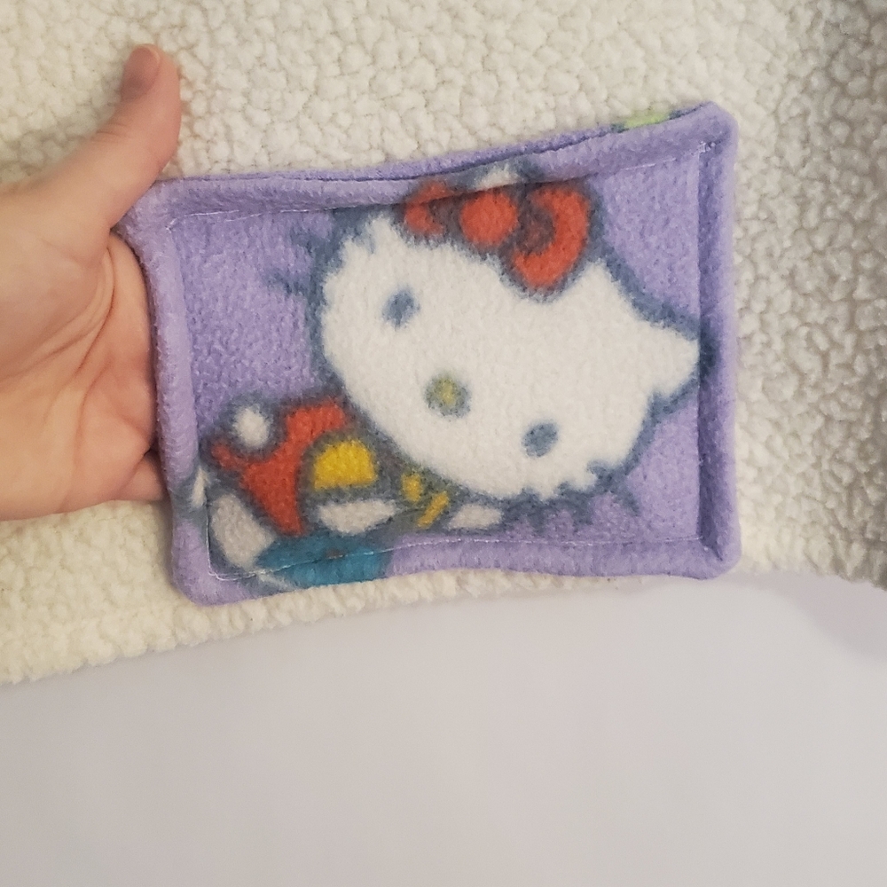 Hello Kitty Pocket on White Fleece Old Navy Sweater, Girls Medium size 8 - Picture 4 of 5